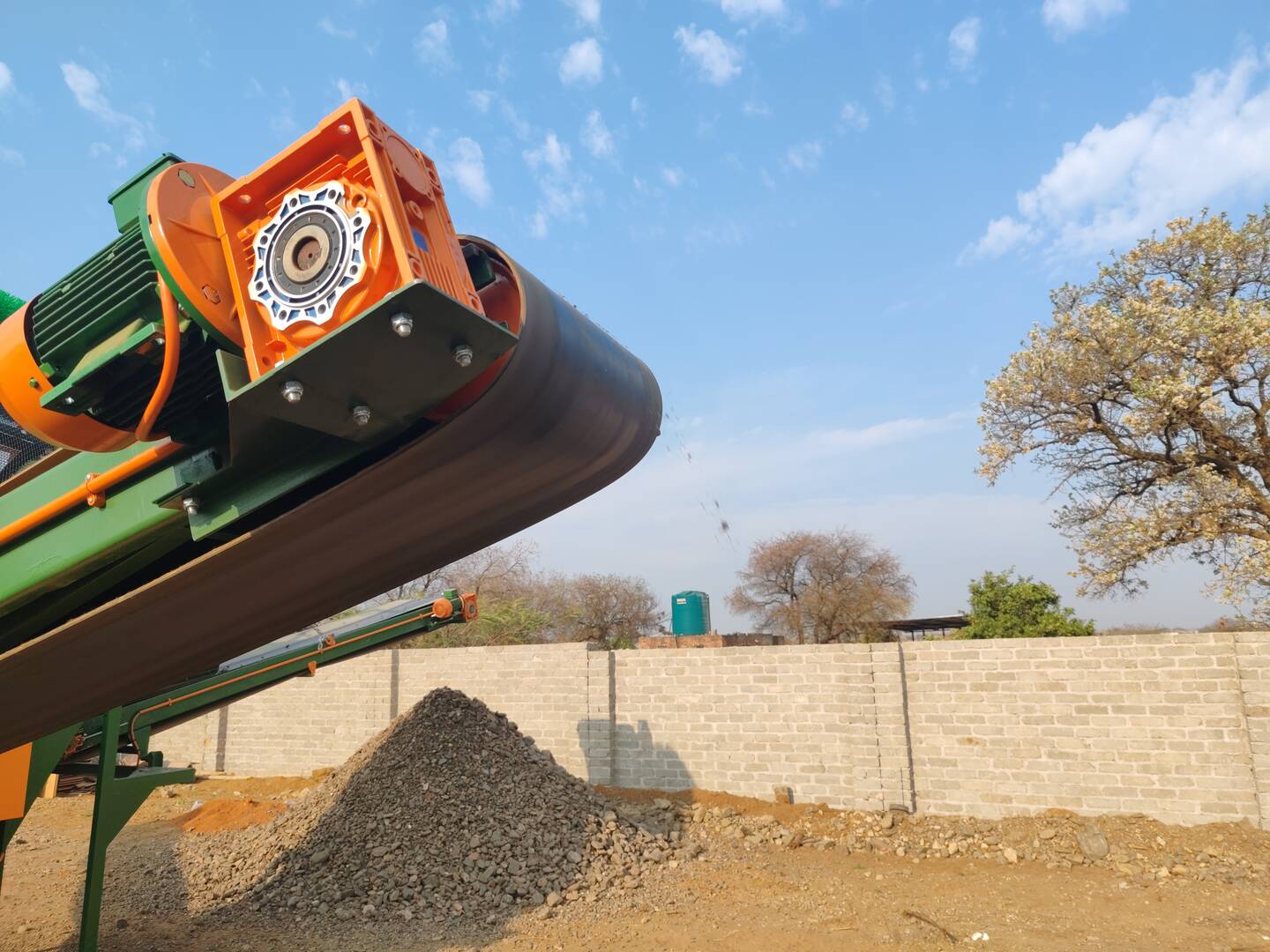Mavuni building sand screening and processing